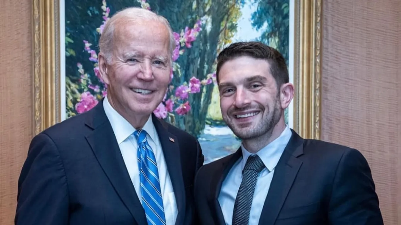 Sorosék boszorkánykonyhájában csodafegyvert kotyvasztottak?