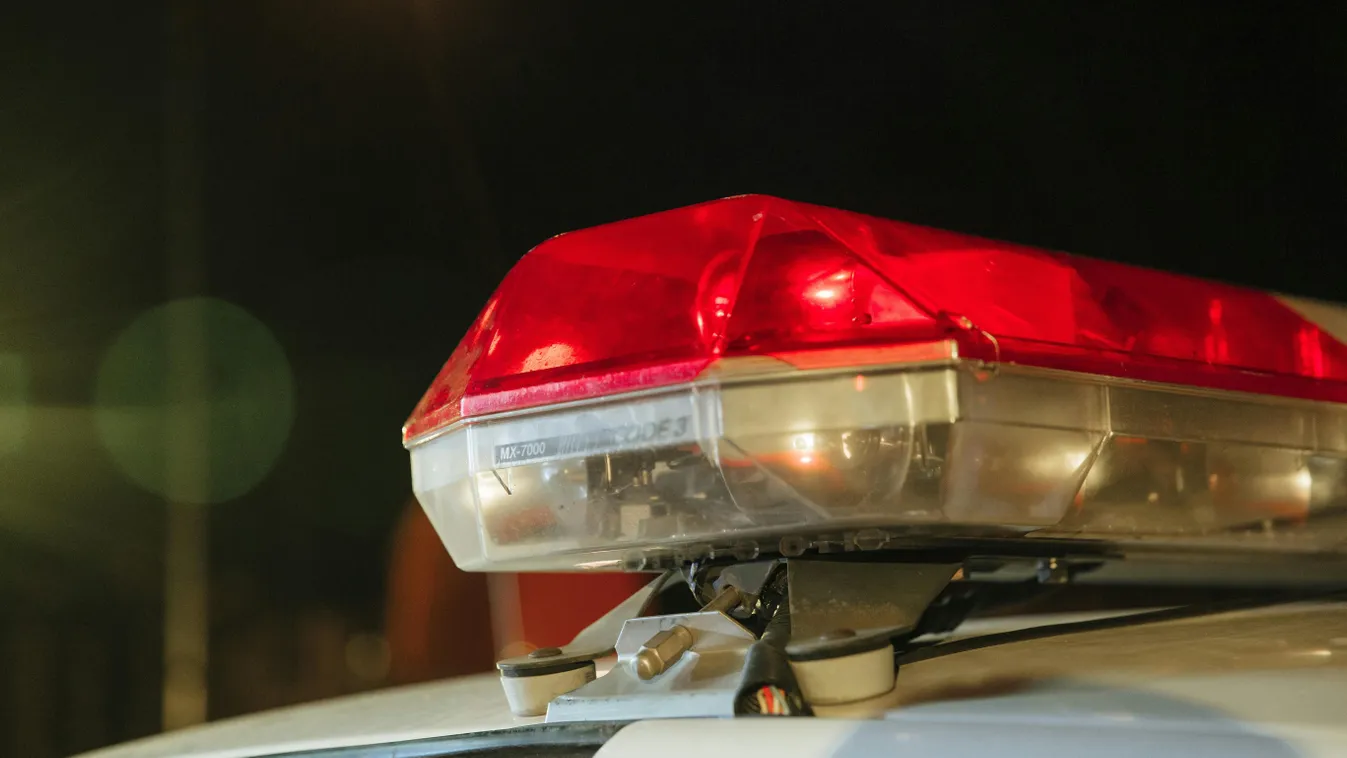 Újabb dráma a Dunán, rohantak a mentők és a rendőrök