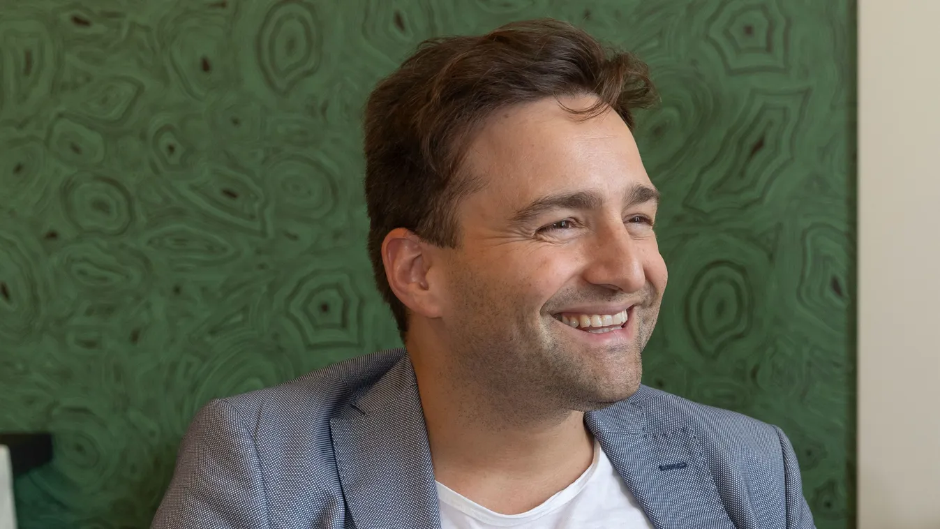 Megnyílt a Hősök bisztró