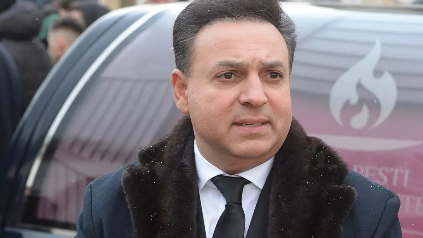 Mága Zoltán felesége rosszul lett a repülőn