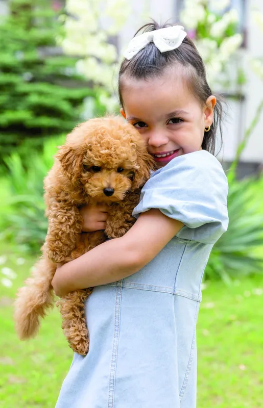 Young G Béci és az elhíresült kutyája, fotókkal, kislányával - RIPOST