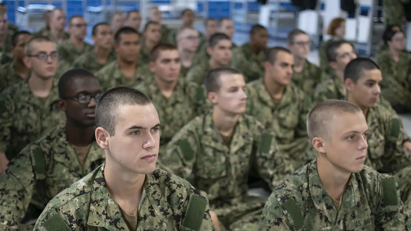 Világháborús fenyegetést a sorkötelezettség visszaállítása