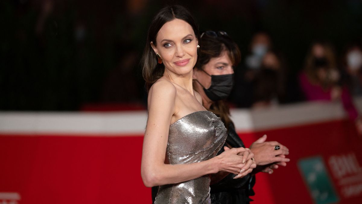 A kaméleon, aki mindent eljátszik: 49 éves lett Angelina Jolie – galéria