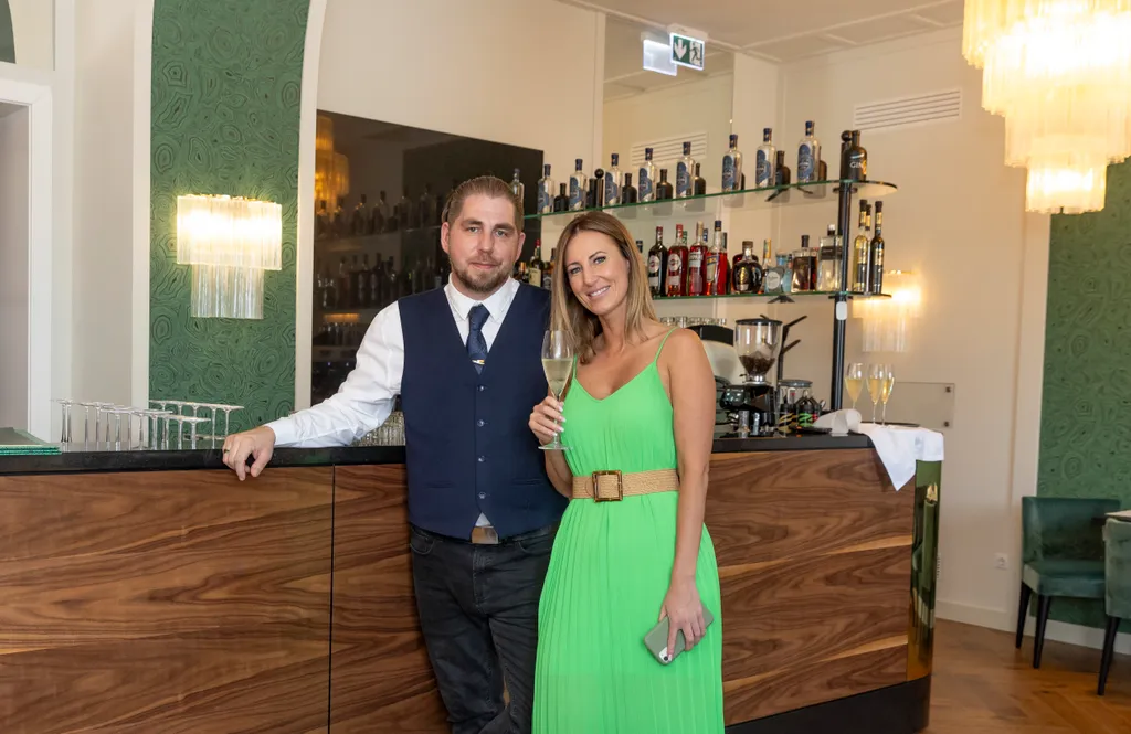 20240621_Hősök biszrtó stáj_MW_SZL