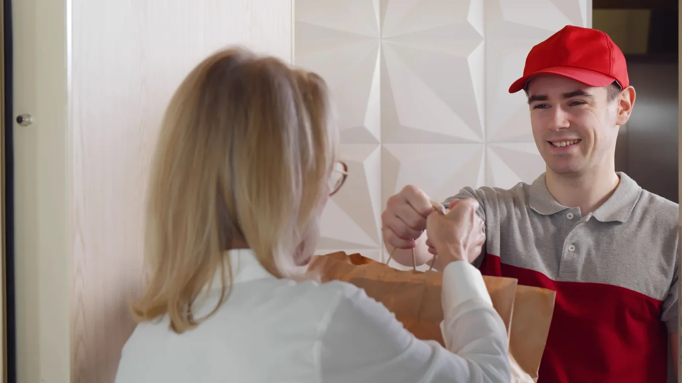 Csalók akarták átverni Évát, nem dőlt be a trükknek