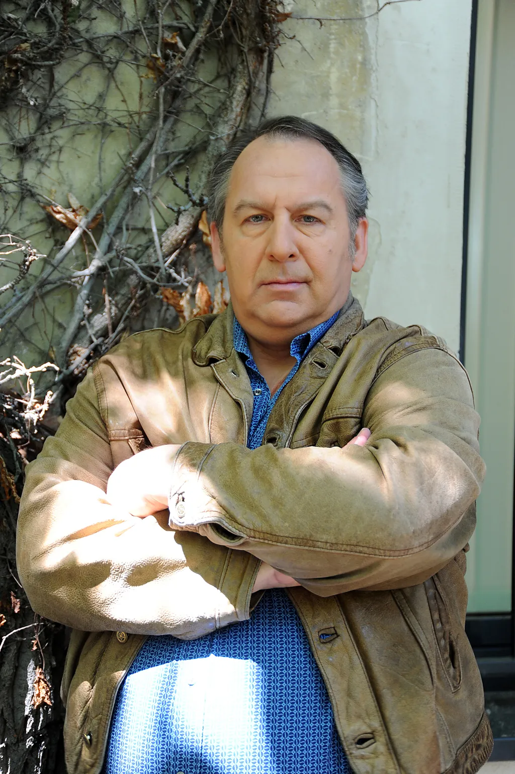 Wolf Bachofner osztrák színész a Rex felügyelő című televíziós sorozatban Peter Höllerer nyomozót alakította