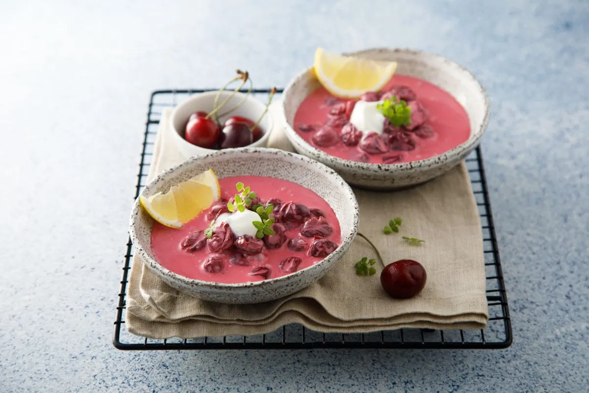 Cold,Cherry,Soup,With,Yogurt