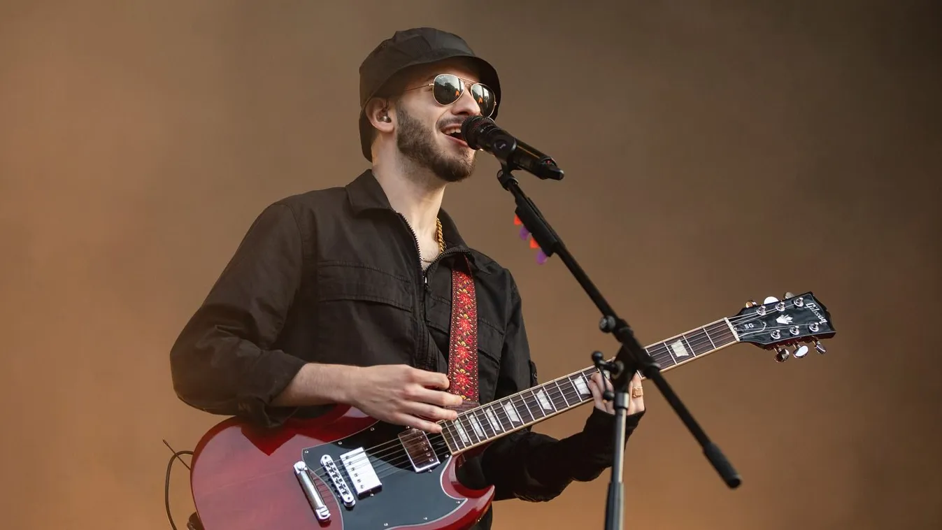 Azt pletykálják, szakított Azahriah és barátnője