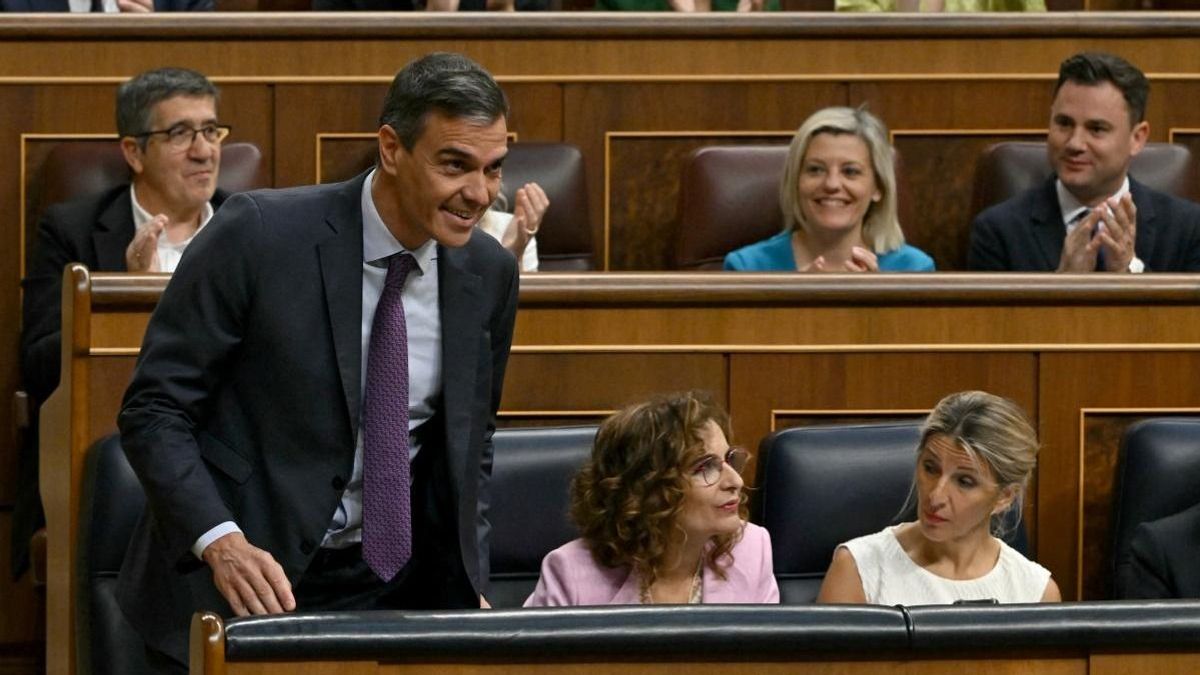 Bizalmatlansági indítvánnyal buktatnák meg a baloldali spanyol kormányt