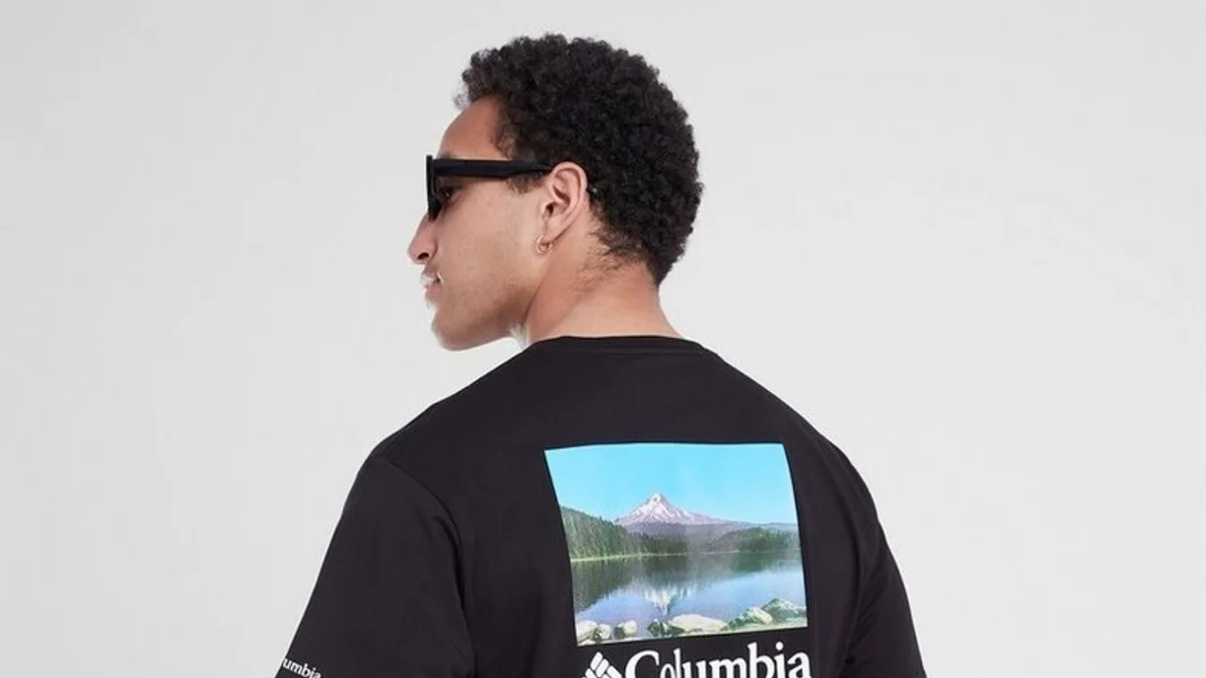 Női és férfi trendi pólók a nyári napokra