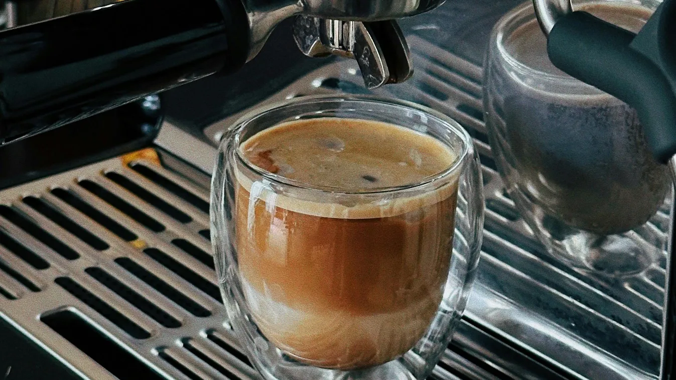 Eszpresszó kávéfőzők – kávéházi élmény otthon