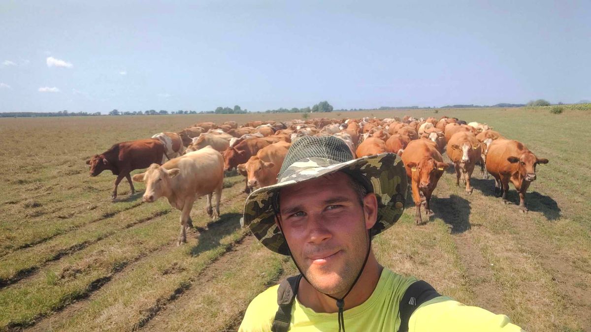 A kunmadarasi csordás szerint érdemes előkészíteni a strandolás minden kellékét