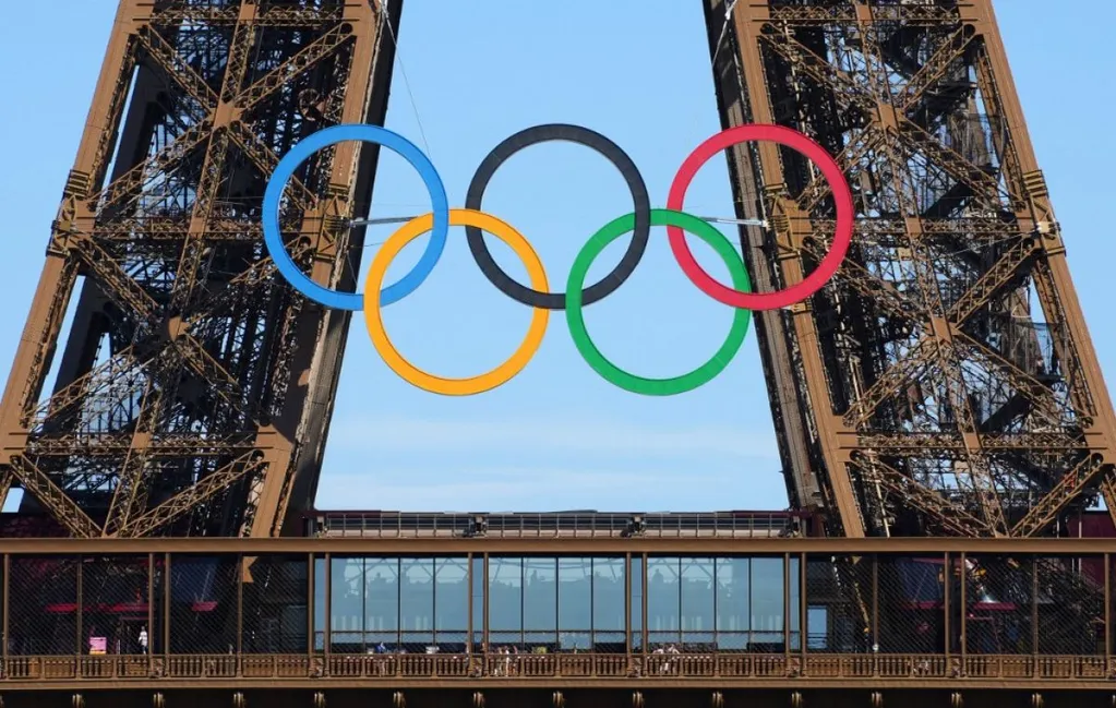 Kínos problémával küzdenek a pénteki olimpiai nyitóünnepség szervezői