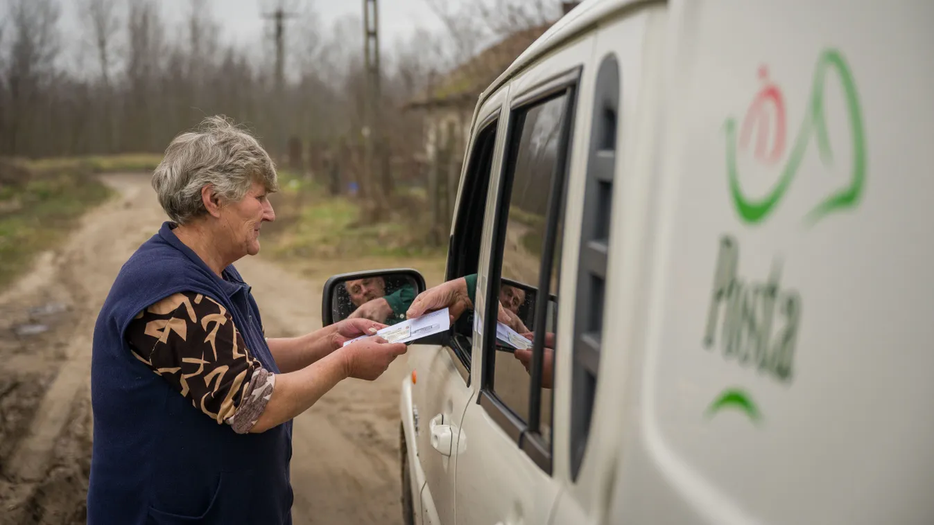 Így gyászolják a darázscsípésben elhunyt szanki postást