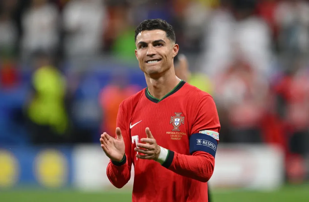 Cristiano Ronaldo a meccs előtt, majd utána is találkozott a 4 évesen halálos beteg rajongójával