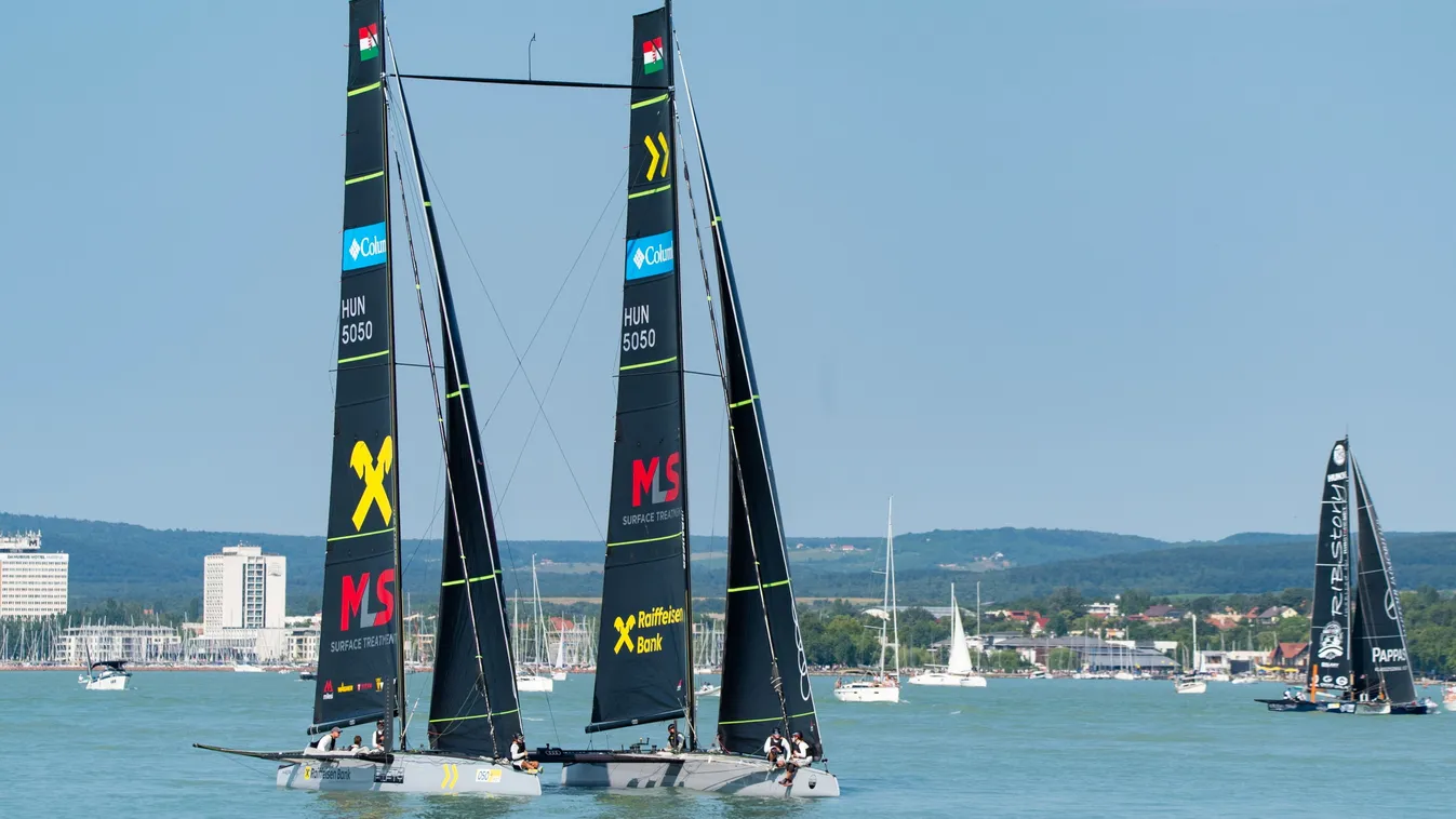 Óriási hajrával nyert a győztes a Kékszalagon