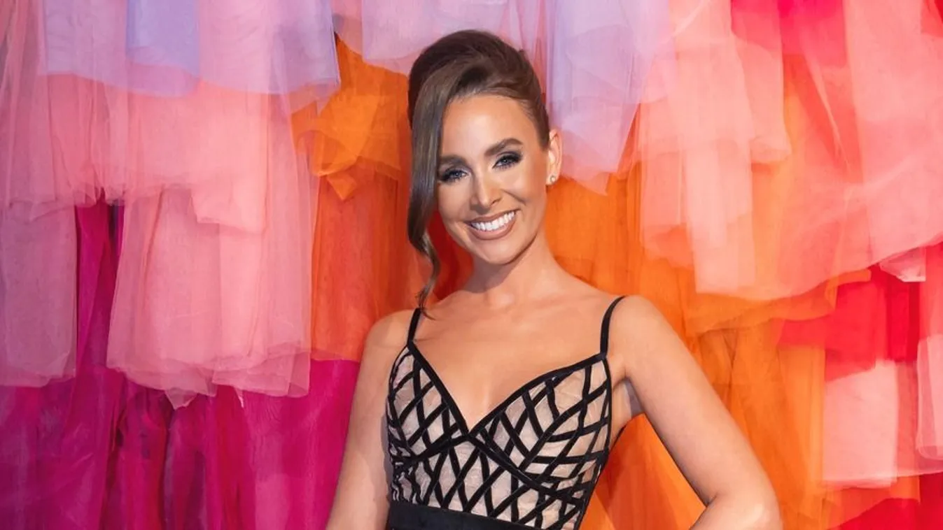 Fantasztikus hírt osztott meg Sydney van den Bosch