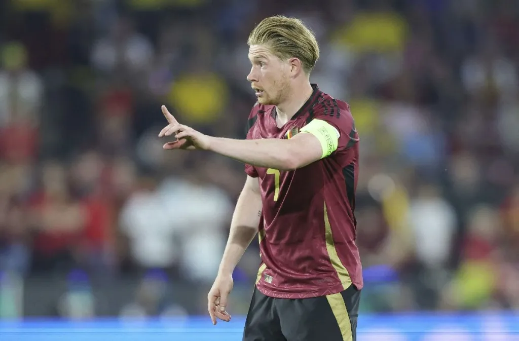 De Bruyne begurult a provokatív kérdéstől, az újságíró viszontválaszát sem teszi ki az ablakba