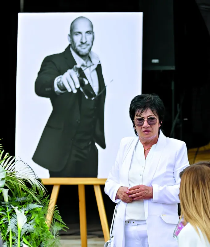 Berki Krisztián anyja a fia születésnapja kapcsán kesereg - RIPOST