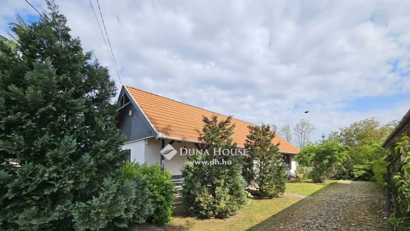 Nem akar a zsúfolt agglomerációba költözni? Irány Kóka!