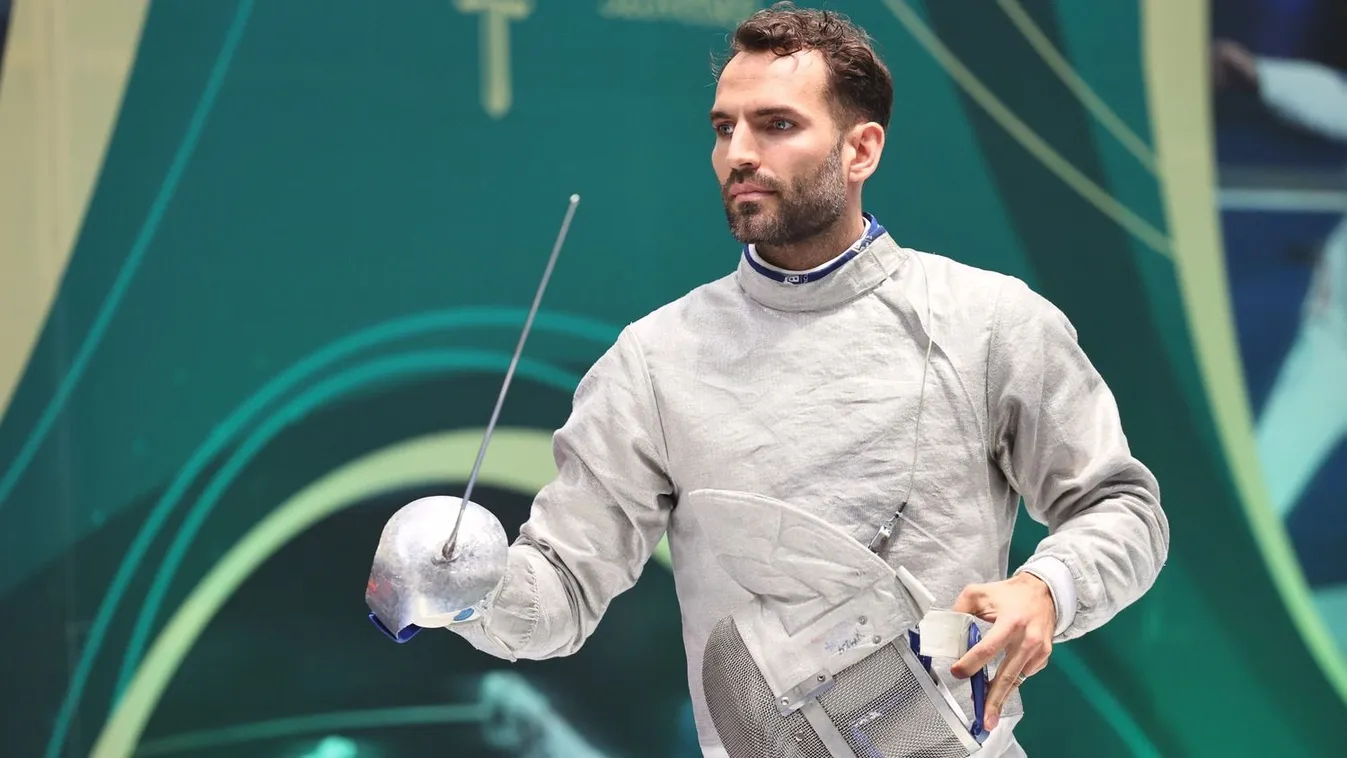 Ezt tette Szilágyi Áron a történelmi nap előt