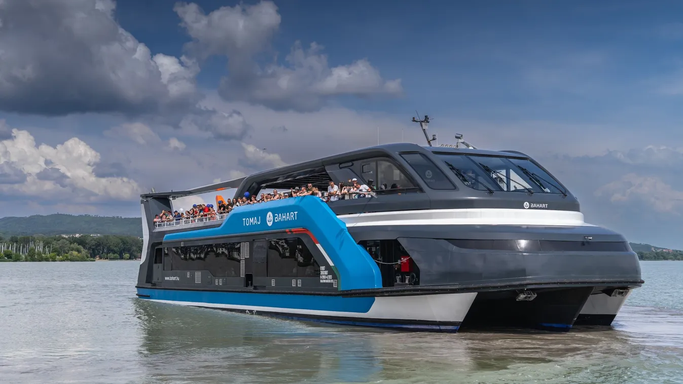Sűrűbben járnak a hajók a Balatonon - ennyiért lehet idén felszállni rájuk
