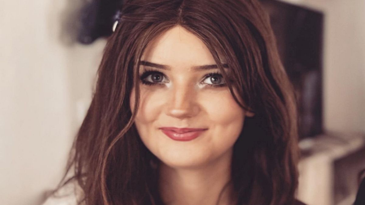 „A világunk már soha többé nem lesz ugyanaz” - Hét év után adta fel a rák elleni harcot a 17 éves Sophie