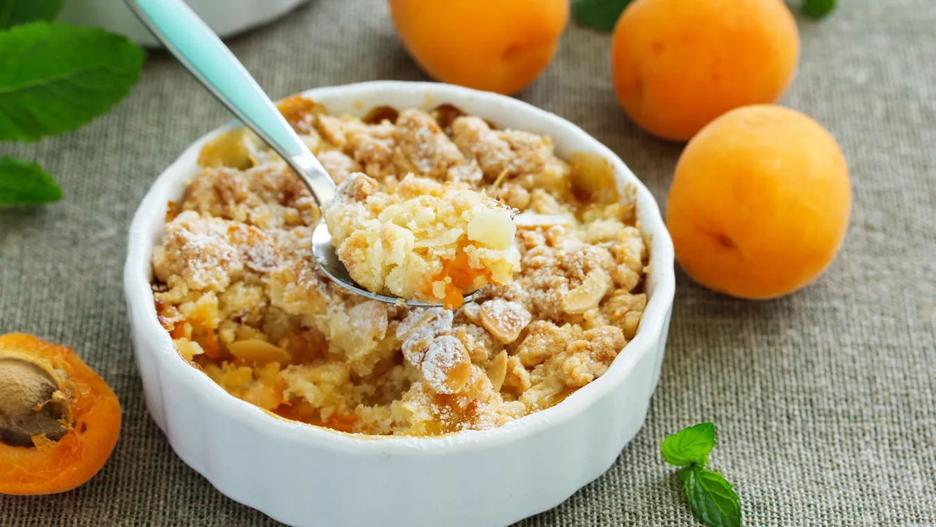 Ez a recept mindent visz: Imádjuk a sárgabarackos morzsasüti