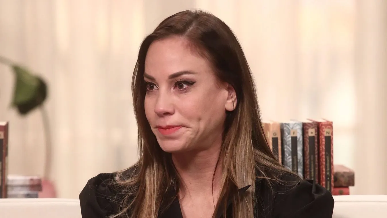 Szörnyű fájdalom: Megmutatta gömbölyödő pocakját Vajna Timi