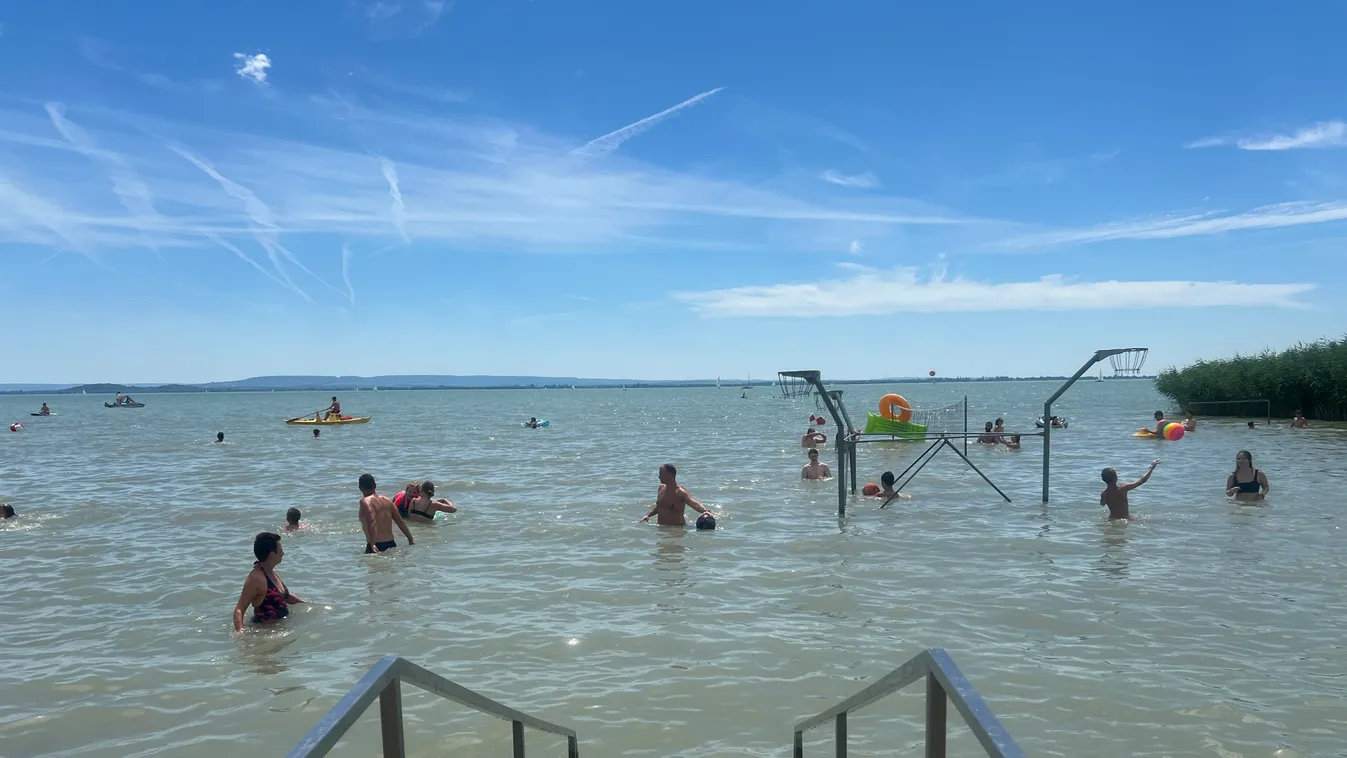 Tragédiába fulladt a strandolás a Balatonon