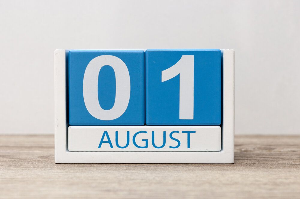 August,1st.,Image,Of,August,1,,Close-up,Wooden,Color,Calendar augusztus 1 naptár 