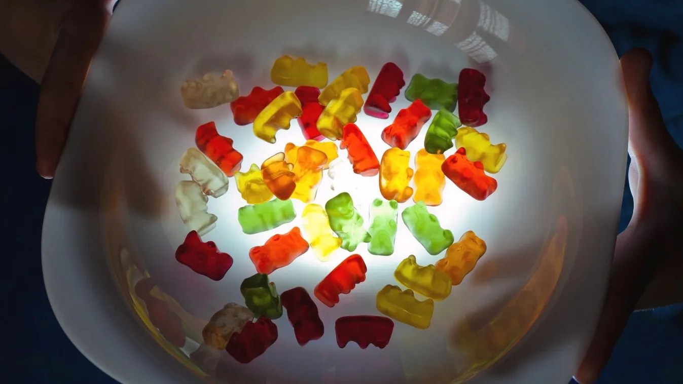 Magyar és fiatalkorú áldozata is van a gumicukornak