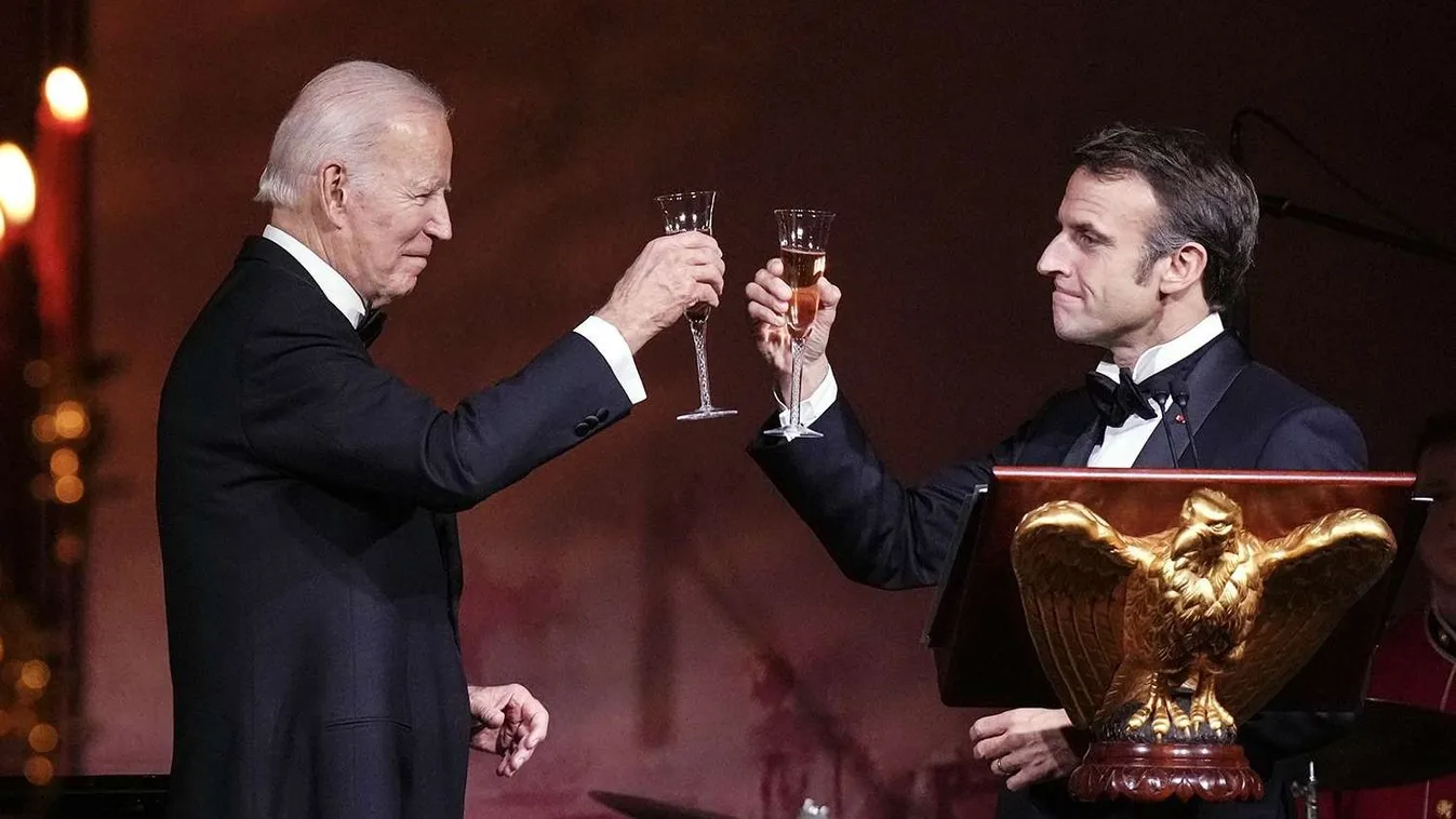 A luxusvacsorái miatt figyelmeztették Emmenuel Macront