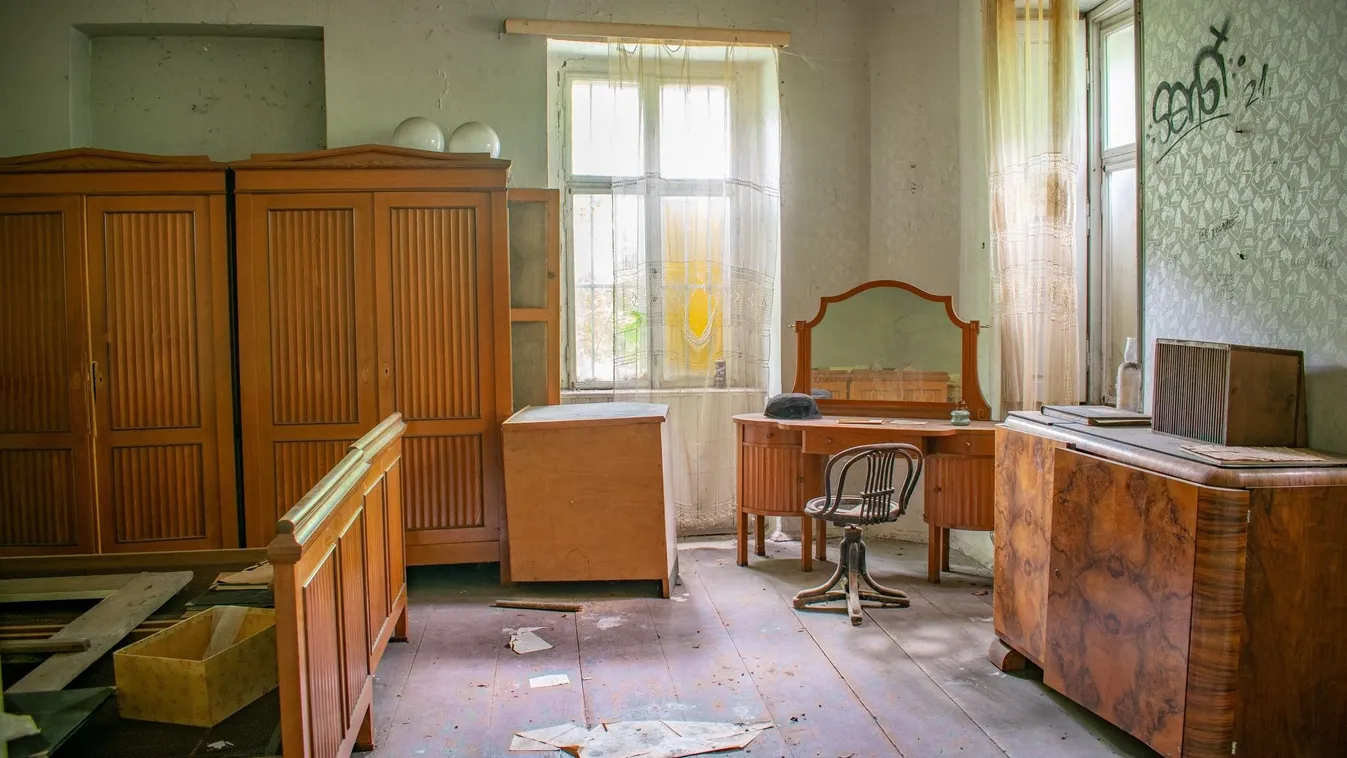  Szellemjárta elhagyatott bárházra bukkantak