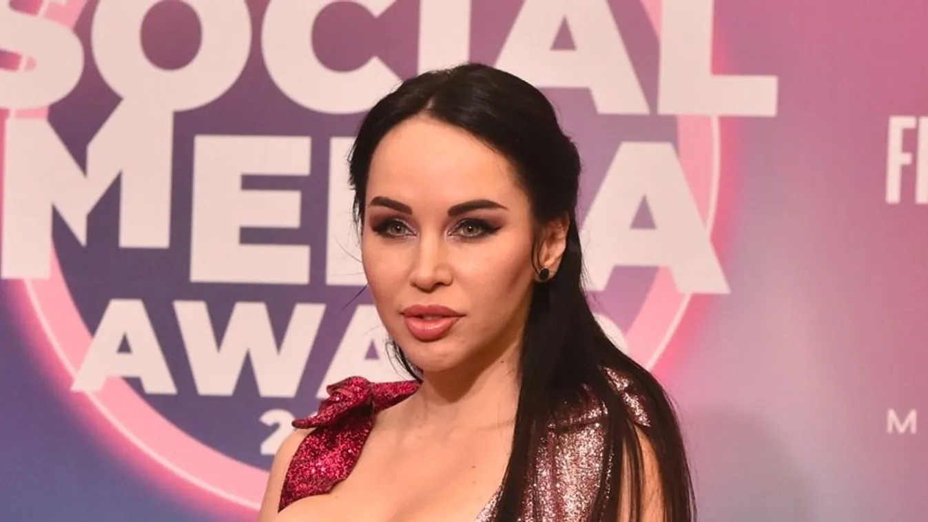 Sáfrány Emese az iskolai szekálásról mesélt