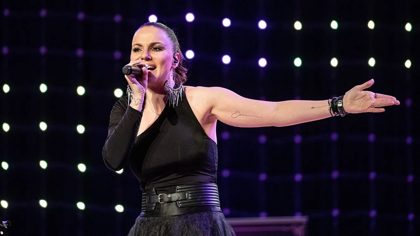 „Hibátlan” – Péter Szabó Szilvi bikinis fotója mindent visz