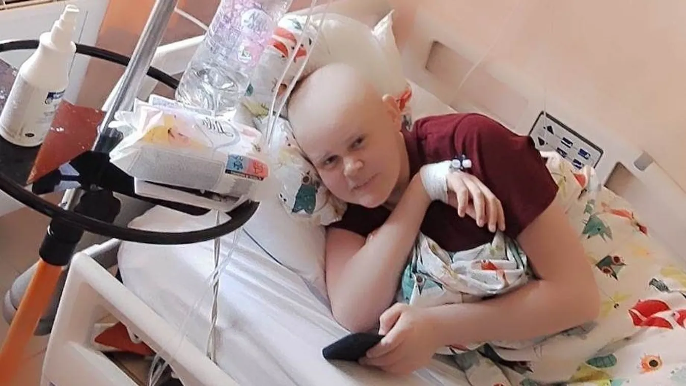 Perceken múlt, hogy édesapja el tudjon búcsúzni Dávidtól