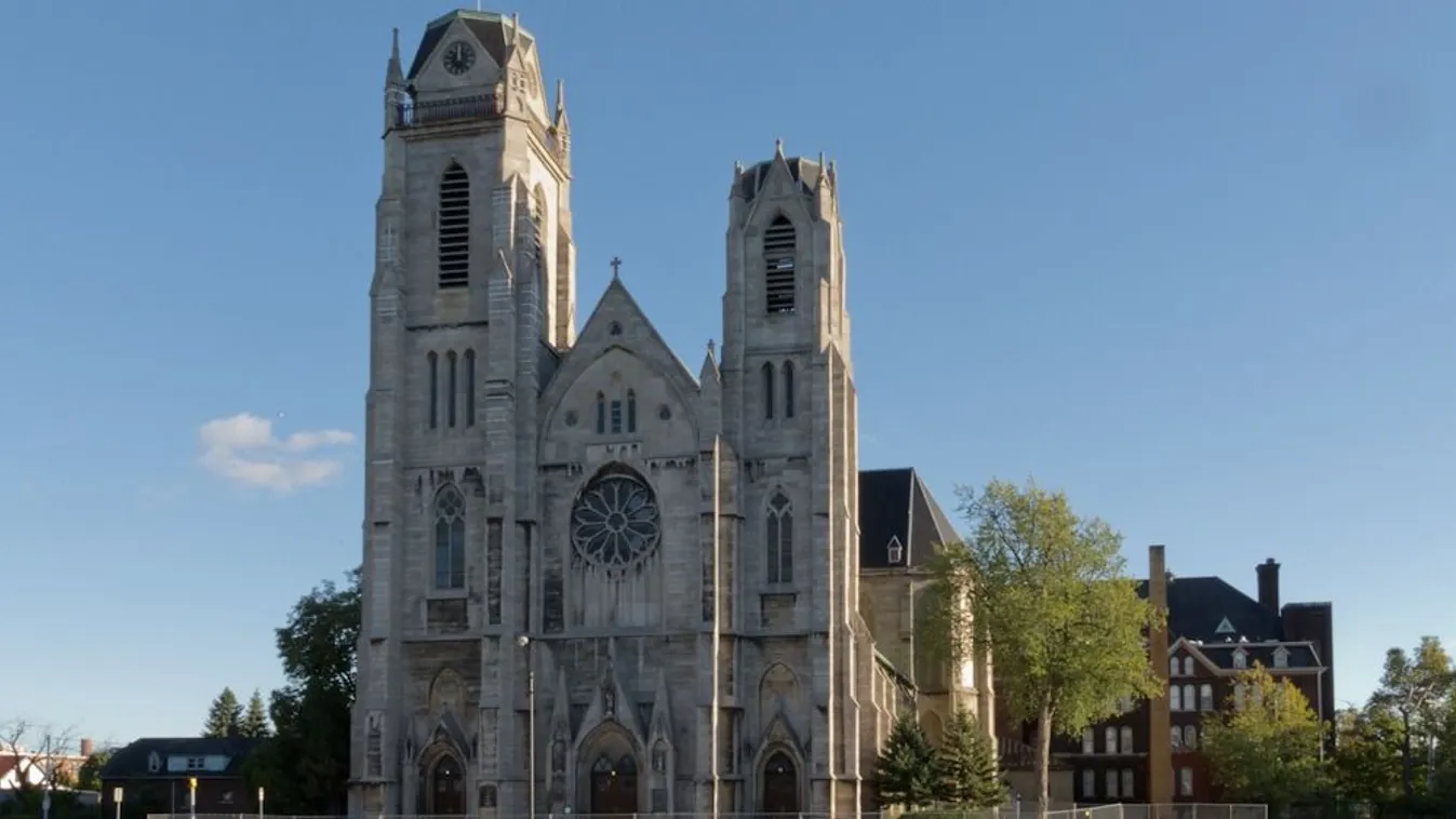 Botrány: mecsetté alakítanak egy katedrálist Amerikában