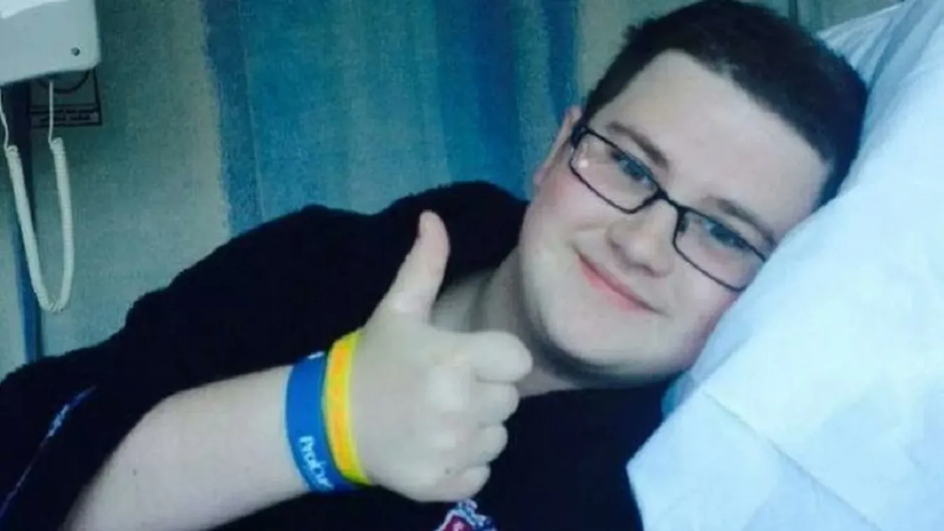 Lego koporsóban kísérték utolsó útjára a  rákos fiatalt