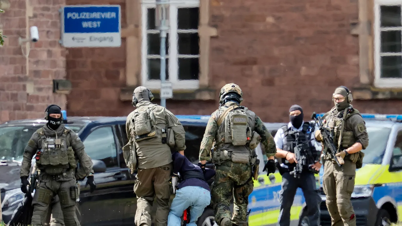 Terrorcunamira figyelmeztetnek Nyugat-Európában