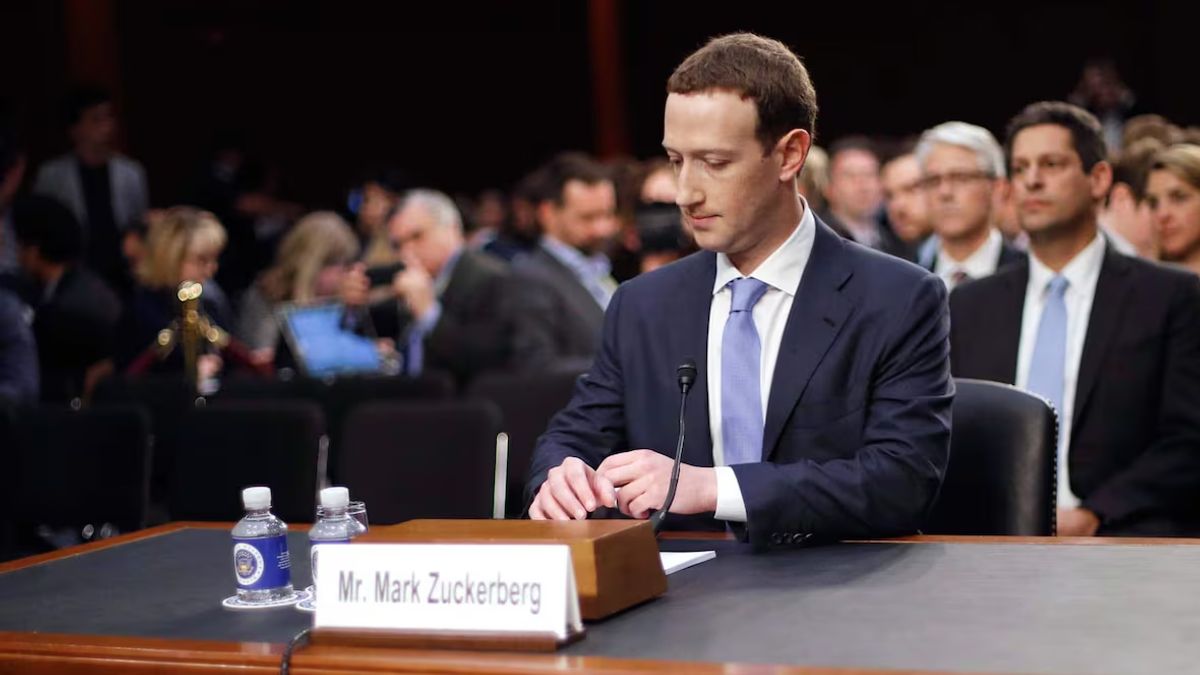 Zuckerberg beismerte: a Biden-kormány kérésére cenzúráztak a Facebookon