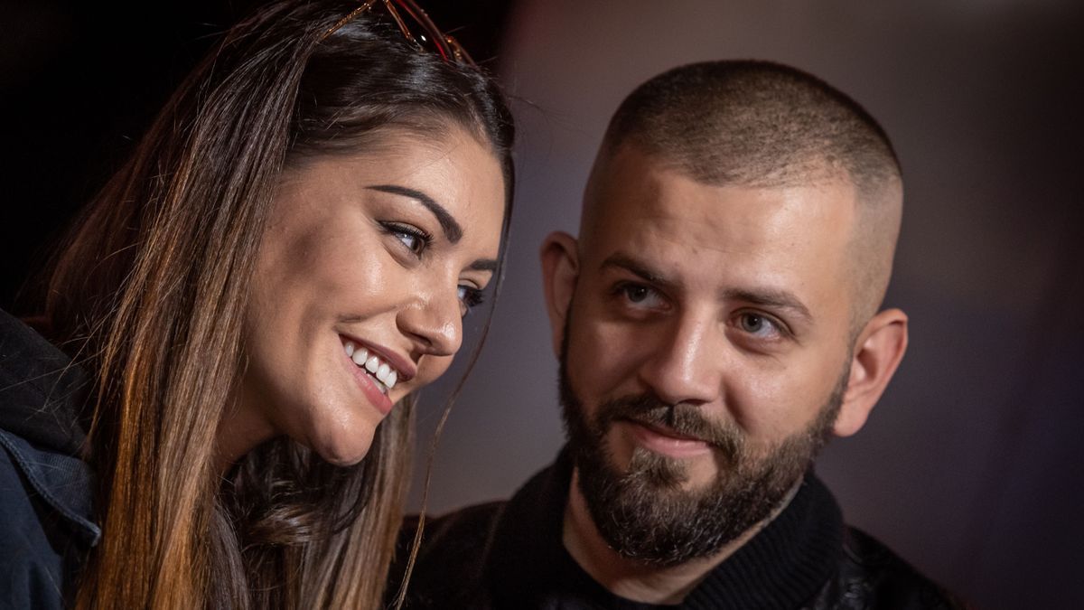 "Apuka együtt fürdik a kislányával" - Kulcsár Edina képe alatt háború robbant ki