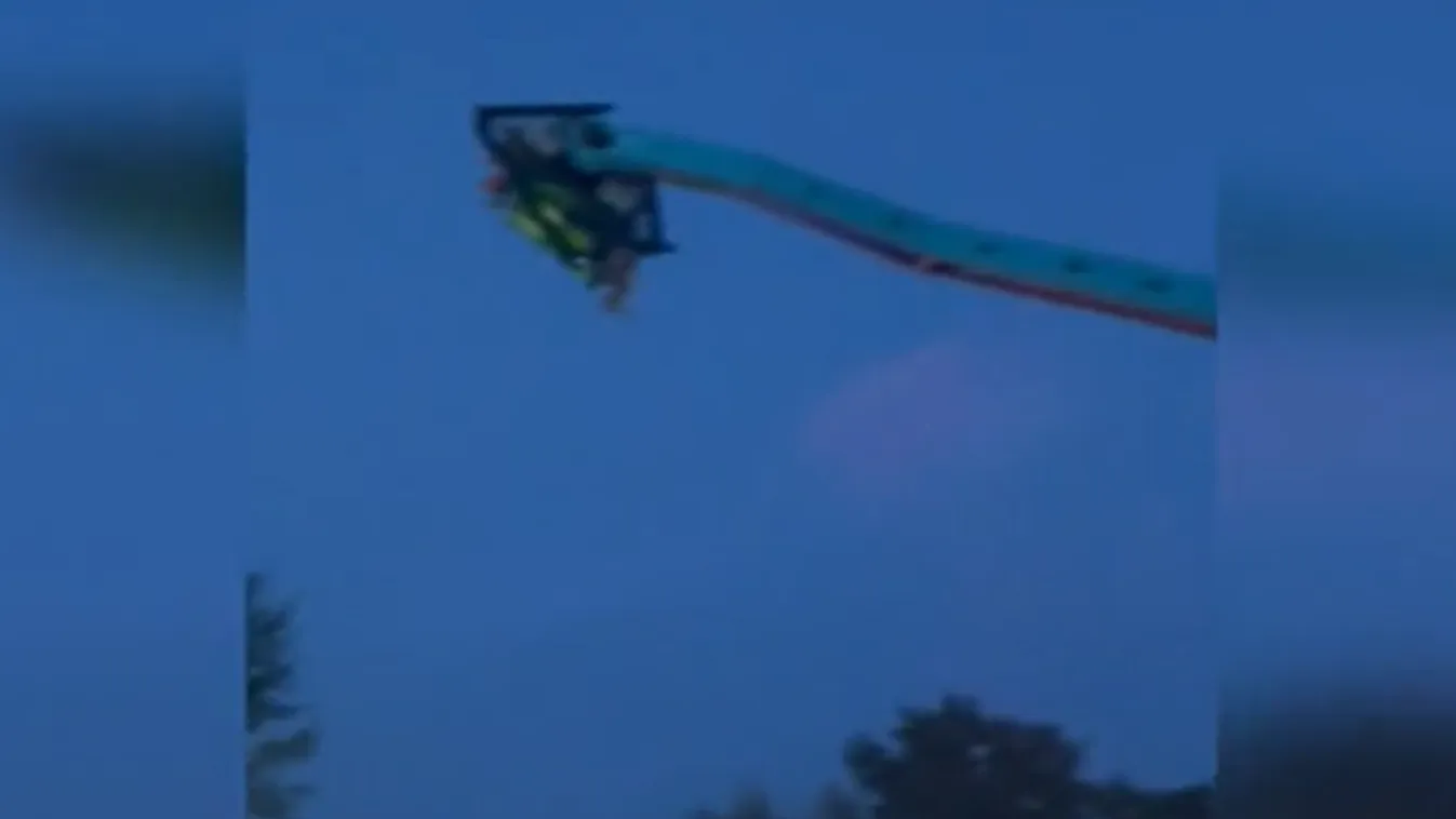 20 méter magasan rekedtek a pilisvörösvári forgó hintán