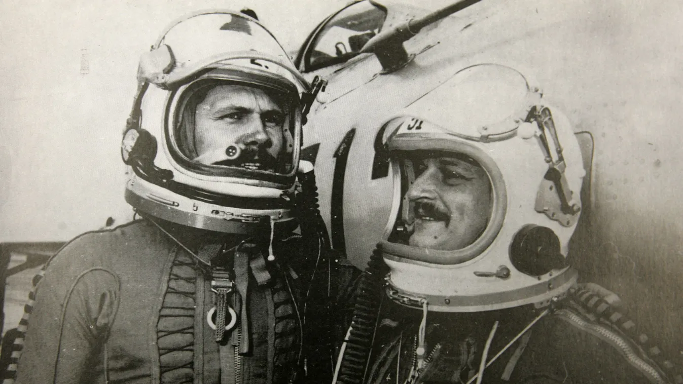 75 éves lett a magyar hős, Farkas Bertalan - Galéria