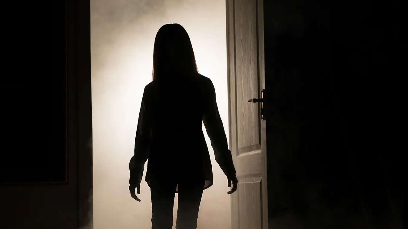 Gyerekszellem játszott a kislányok szobájában - Videó