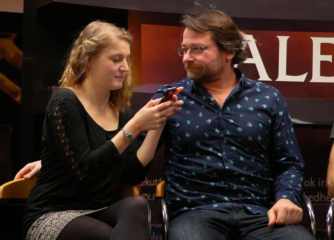 Földes Eszter, Lovasi András