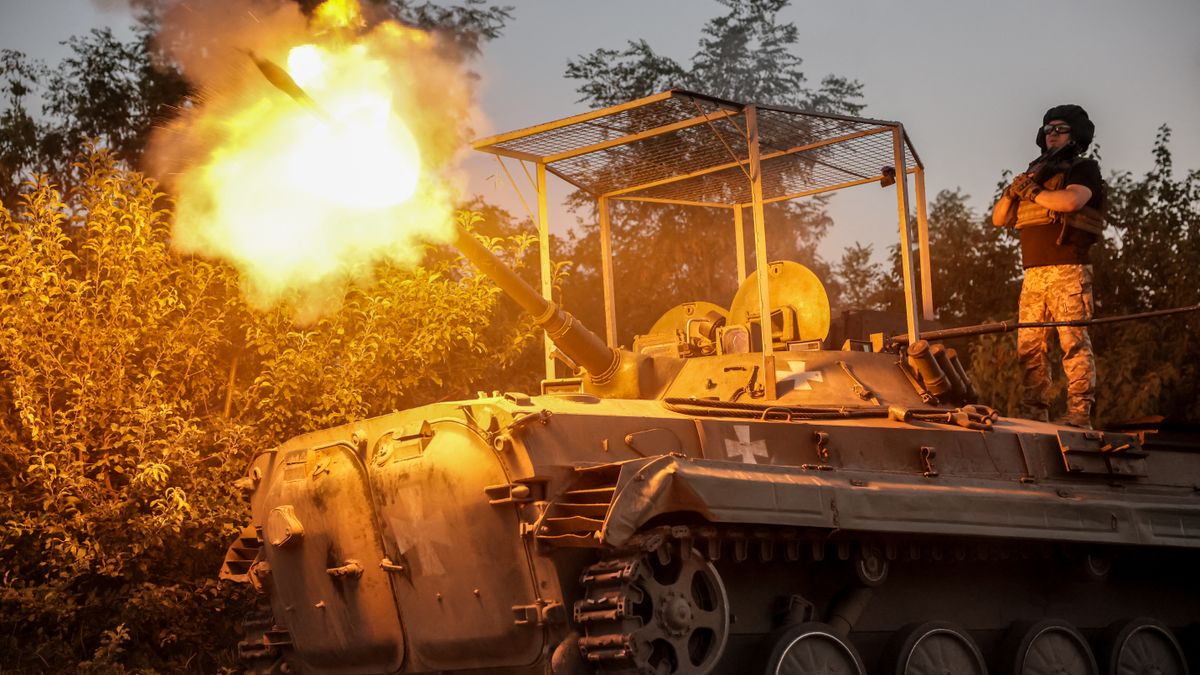 Ukrajnai háború: a donbászi front összeomlik, menekülnek az emberek