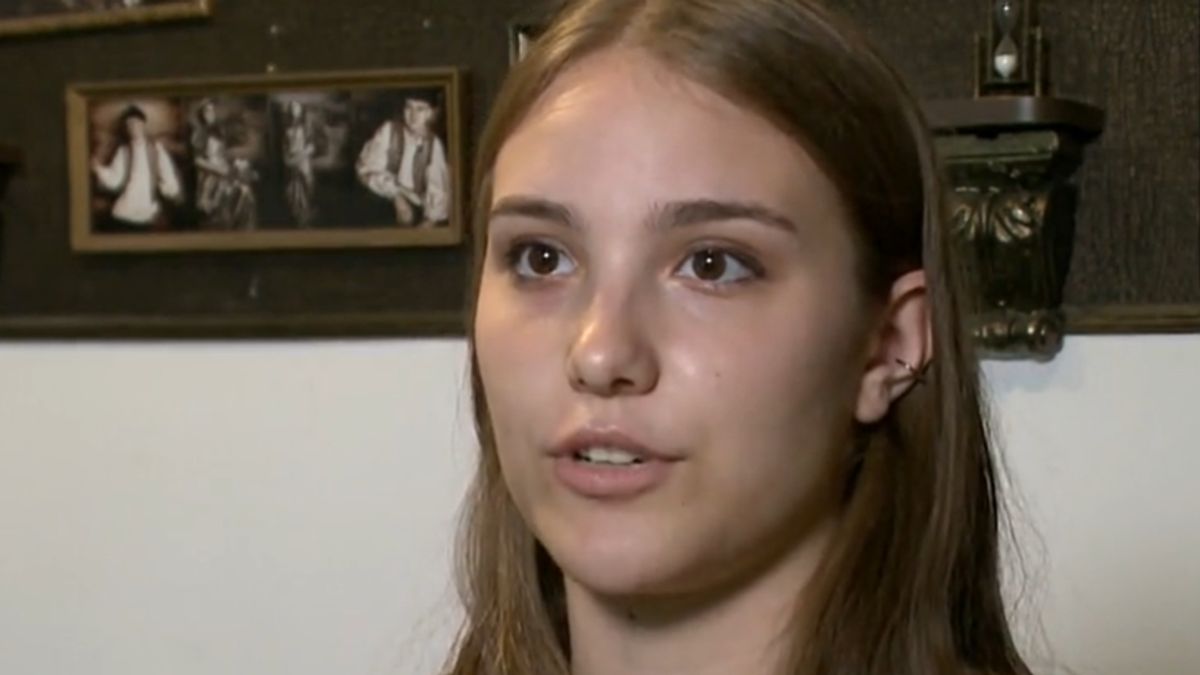 Elkezdett fájni a háta, hirtelen lebénult a magyar táncoslány - videó