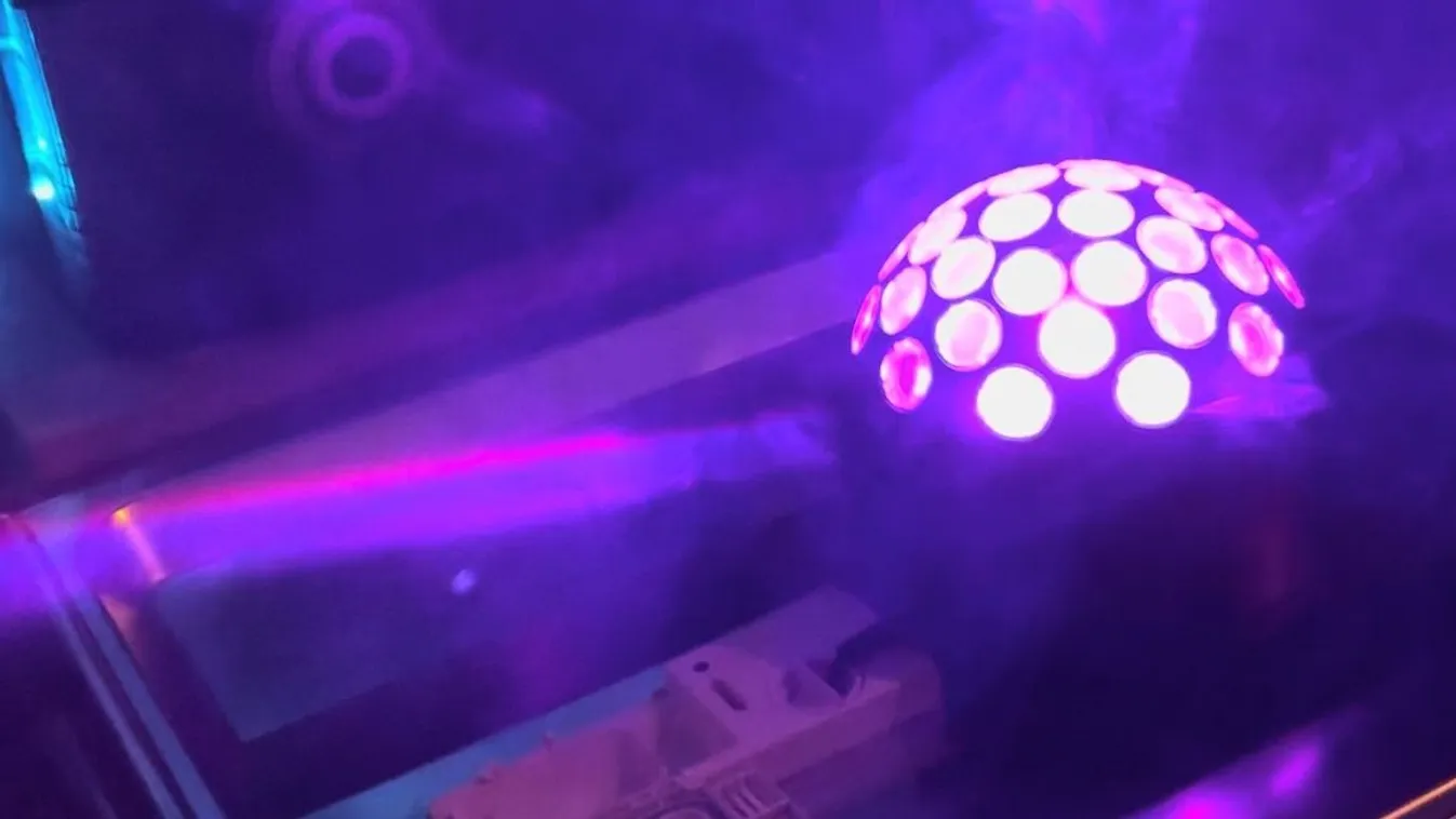 Bemutatjuk a Sziget Fesztivál sztárját, a Mosogatógép Dj-t!