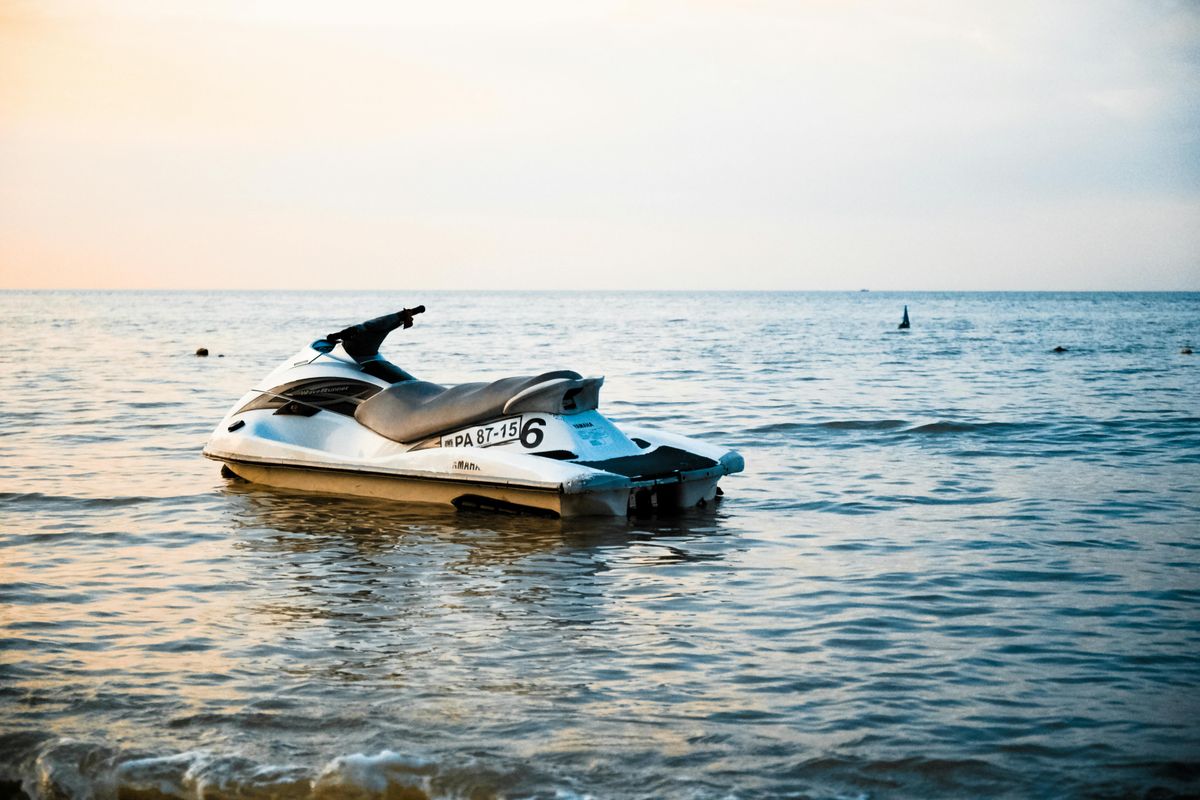 jet ski